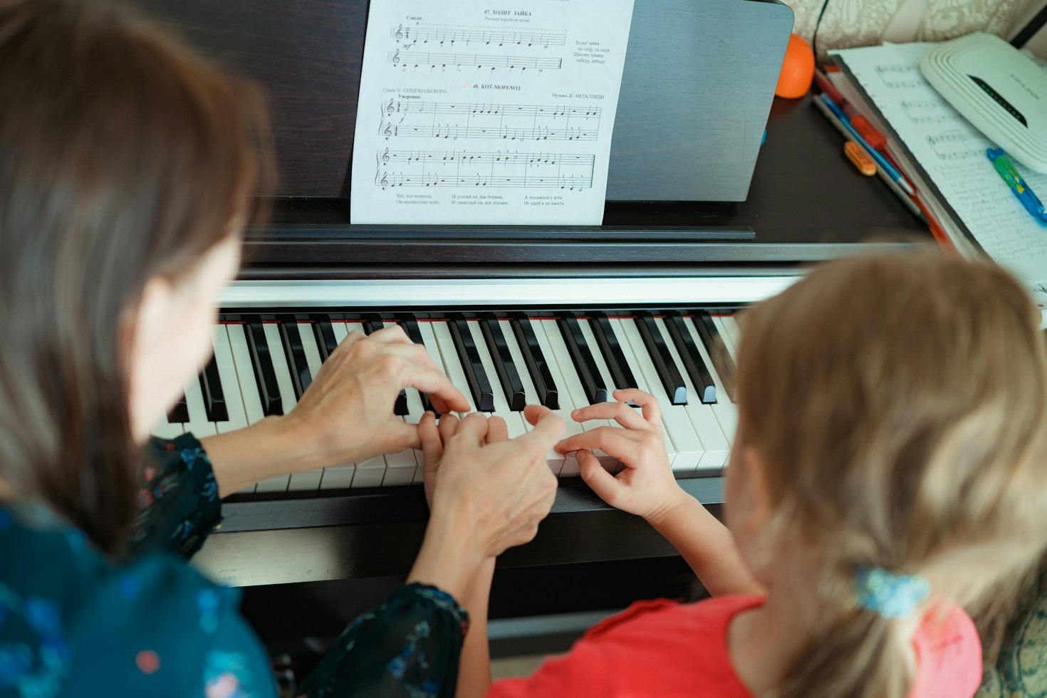 Five Easy Piano Exercises to Improve Finger Dexterity Quickly